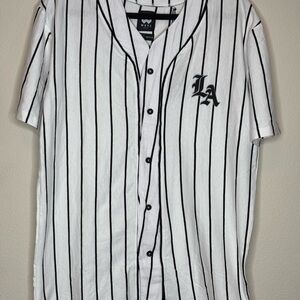 WXYZ men’s White and Black stripe Los Angeles Jersey Shirt. Medium NWT